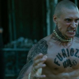 Furioza: una scena del film action