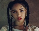 Il Corvo: FKA Twigs star del reboot con Bill Skarsgård