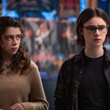 Metal Lords: Isis Hainsworth e Jaeden Martell in una scena