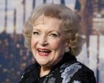 Betty White: la casa, i cimeli e i ricordi di Golden Girls saranno venduti all'asta