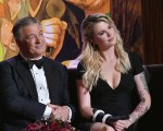 Alec Baldwin, sua figlia commenta l'ossessione dei fan per i suoi numerosi figli