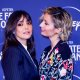 Le fate ignoranti, il bacio tra Ambra Angiolini e Anna Ferzetti sul red carpet (VIDEO)