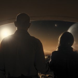 Night Sky: un'immagine della serie