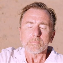 Sundown: Tim Roth in un'immagine del film