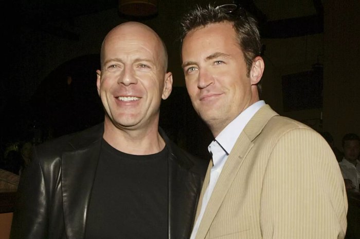 Bruce Willis, il messaggio di Matthew Perry: "Sei sempre fortissimo, mica come il film che girammo insieme..."