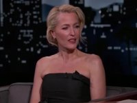 Gillian Anderson, l'incontro con Bill Clinton nel 1992: 'Fu molto intimo!'