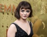 Pistol, Maisie Williams ha indossato un top senza reggiseno all'audizione per essere pronta alle scene di nudo