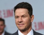 Mark Wahlberg ha ancora il pene prostetico di Boogie Nights: 'È sottochiave, non posso lasciarlo fuori'