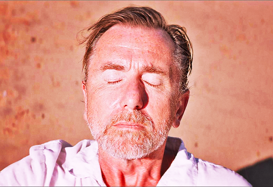 Sundown: la video intervista a Tim Roth - Movieplayer.it