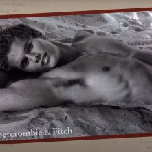 White Hot: L'ascesa e la caduta di Abercrombie & Fitch, un'immagine del documentario