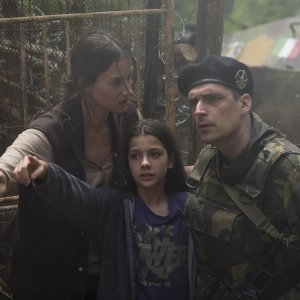 Darkling: Danica Curcic in una scena del film