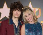 Miley Cyrus conferma la sua relazione con Maxx Morando con un bacio (FOTO)