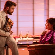 The Lost City: Daniel Radcliffe e Sandra Bullock durante una scena