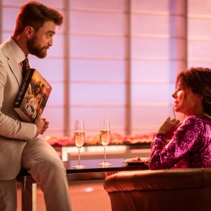 The Lost City: Daniel Radcliffe e Sandra Bullock durante una scena