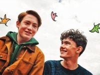 Heartstopper, la recensione: la nuova storia d'amore adolescenziale LGBTQ+ su Netlfix