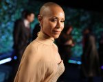 Jada Pinkett Smith rivela: 'Dopo lo schiaffo a Chris Rock la famiglia si sta dedicando alla guarigione'