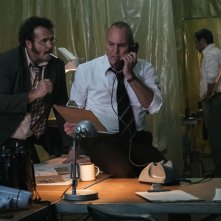 L'assedio di Silverton: Arnold Vosloo in una scena del film