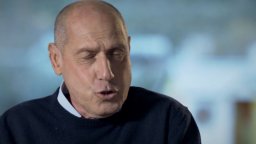 Una Squadra - Il Film - Clip 2