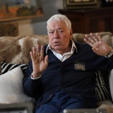 Una squadra - Il film: Nicola Pietrangeli in una scena