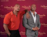 Dwayne Johnson si fa in due: l'attore sorprende alcuni fan al Museo delle Cere di Madame Tussauds
