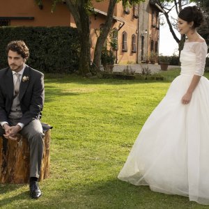 La donna per me: Andrea Arcangeli, Alessandra Mastronardi in abiti da cerimonia