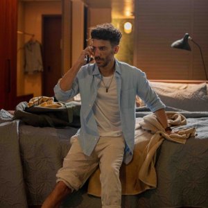Quando arrivano i 40: Erick Elias in una scena