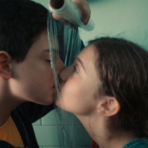 Settembre: Margherita Rebeggiani, Luca Nozzoli durante un bacio insolito