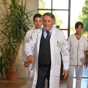 Vecchie canaglie: Andrea Roncato in una scena del film