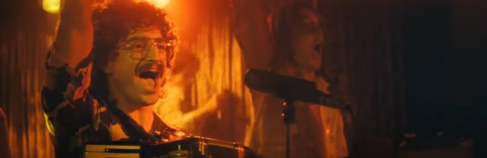 Weird: Daniel Radcliffe nel primo teaser del film su Al Yankovic