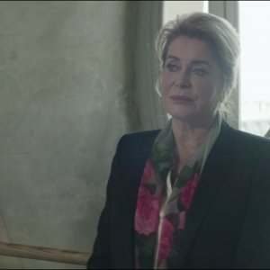 Femminile singolare: Catherine Deneuve in una scena del film