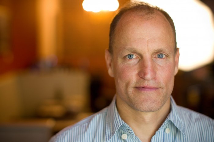 Woody Harrelson, Simu Liu, Djimon Honsou nel film Last Breath