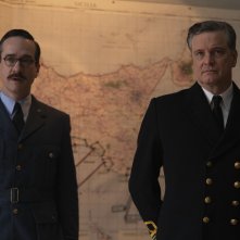 L'arma dell'inganno - Operazione Mincemeat: Colin Firth e Matthew Macfadyen in una scena del film