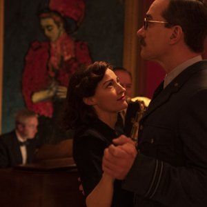 L'arma dell'inganno - Operazione Mincemeat: Matthew Macfadyen, Kelly Macdonald in  una scena del film