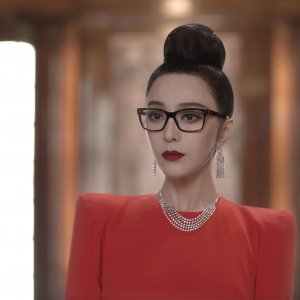 Secret Team 355: Bingbing Fan in una scena del film