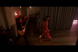 Elvis - Clip 'Hayride'