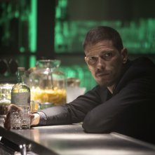 (Im)perfetti criminali: Matteo Martari durante una scena