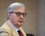 Vittorio Sgarbi contro Chiara Ferragni “Ferragni o Merdagni?”