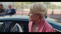 La Familia Perfecta - Trailer