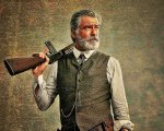 The Son, recensione della stagione 2: famiglia, petrolio e guerra, torna la serie western con Pierce Brosnan