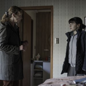 42 giorni nell'oscurità: Claudia Di Girolamo in una immagine della serie