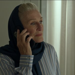 Teheran 2: Glenn Close nella serie Apple
