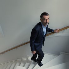 Teheran 2: Shaun Toub in una scena della serie Apple