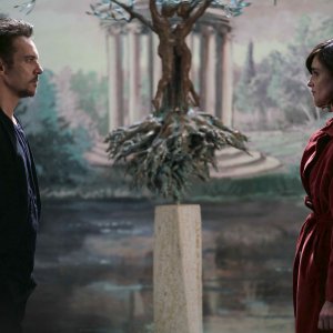 American Night: Jonathan Rhys Meyers e Paz Vega in una scena del film