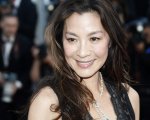Michelle Yeoh e l'sms a Jackie Chan dopo il successo di Everything Everywhere: 'La tua sconfitta'