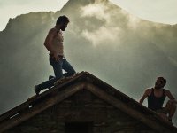 Le otto montagne, la recensione: trovare se stessi tra le cime innevate