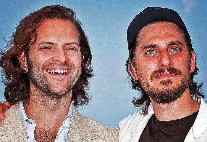 Alessandro Borghi e Luca Marinelli a Cannes 2022: "È stato facile interpretare due amici ne Le otto montagne"