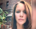 Marnie Schulenburg: morta a causa di un tumore l’attrice di Così gira il mondo, aveva 37 anni