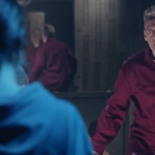 The Devil’s Hour: Peter Capaldi in una scena della serie