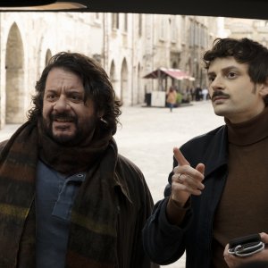Con chi viaggi: Pasquale Petrolo e Fabio Rovazzi in una scena del film