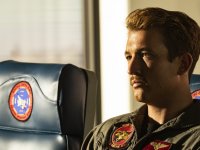 Top Gun 3, Miles Teller ha chiesto a Tom Cruise sei mesi per prepararsi per il sequel 'Un mese per addominale'